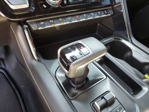 Used 2024 GMC Sierra 1500 AT4X image 85