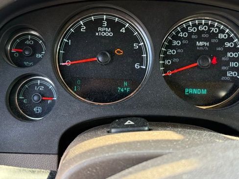 Used 2012 Chevrolet Tahoe LT RWD image 4