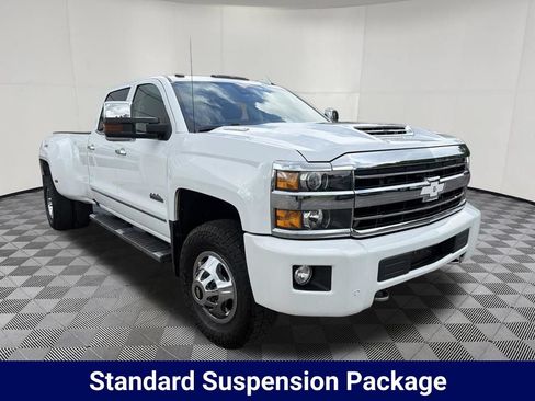 Used 2019 Chevrolet Silverado 3500 High Country w/ Duramax Plus Package AWD/4WD image 9
