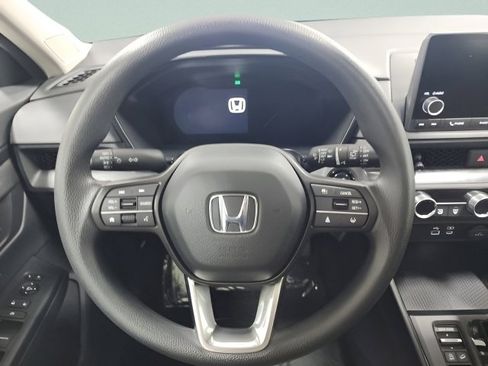 Certified 2025 Honda CR-V EX image 27