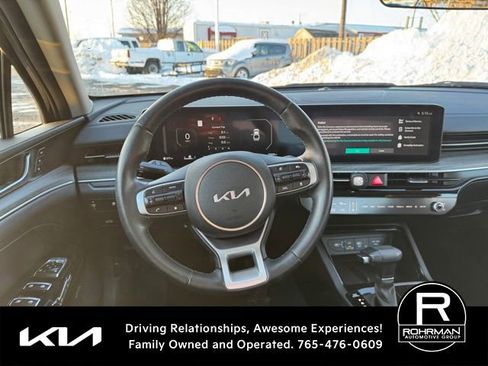 Used 2025 Kia K5 EX image 11
