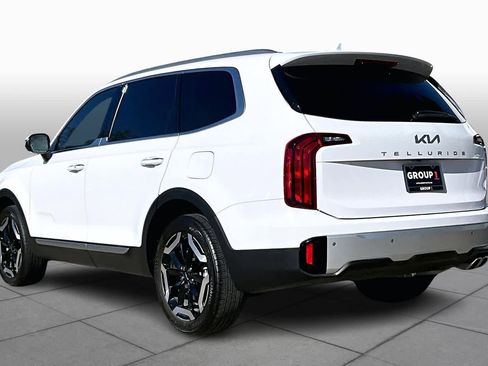 Used 2024 Kia Telluride S w/ S Sunroof Package image 11