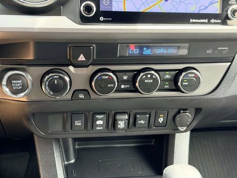 Certified 2022 Toyota Tacoma TRD Sport AWD/4WD image 6