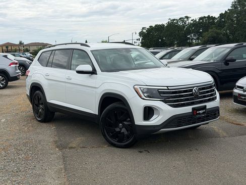 New 2026 Volkswagen Atlas SE AWD/4WD image 3