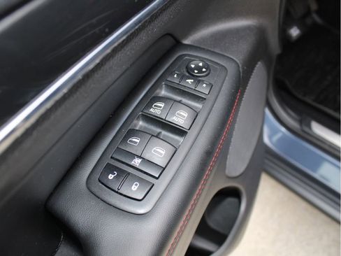 Used 2019 Jeep Grand Cherokee Trailhawk image 10