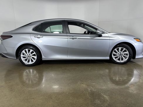 Used 2022 Toyota Camry LE w/ Cold Weather Package image 8