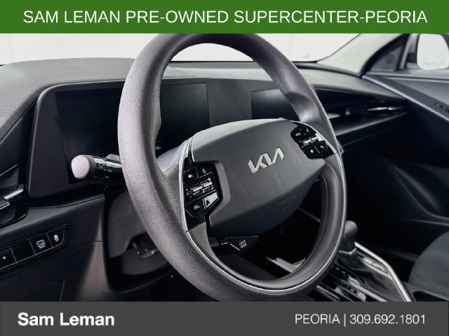 Used 2025 Kia Niro LX FWD image 11