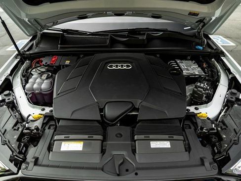 New 2026 Audi Q7 3.0T Premium Plus AWD/4WD image 30