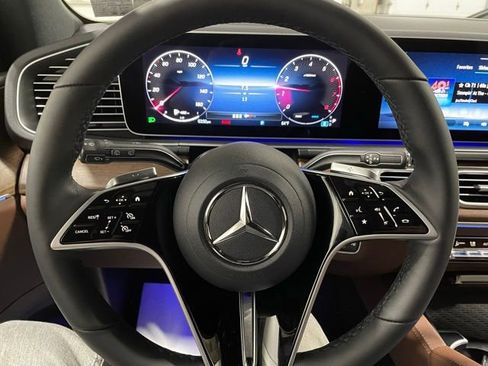 Used 2025 Mercedes-Benz GLE 350 4MATIC image 21