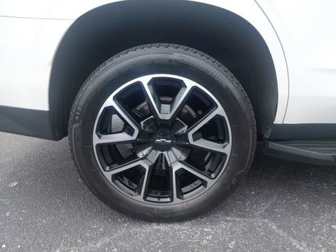 Used 2022 Chevrolet Tahoe RST w/ Luxury Package RWD image 5