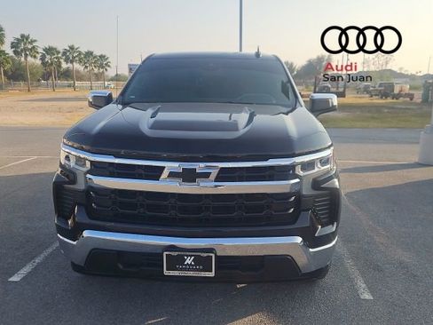 Used 2022 Chevrolet Silverado 1500 LT w/ Texas Edition Plus image 2