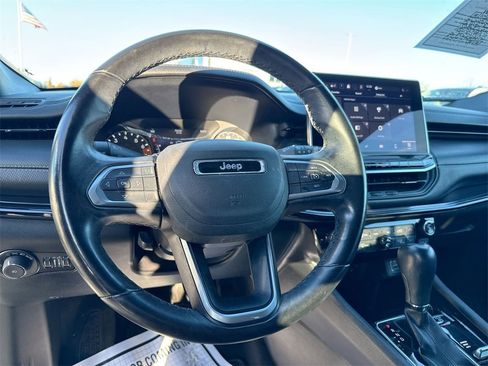 Used 2022 Jeep Compass Altitude w/ Convenience Group image 19