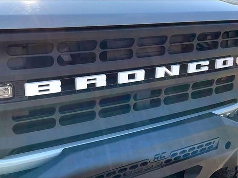 Used 2022 Ford Bronco Black Diamond w/ Sasquatch Package image 27