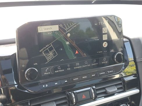 Used 2022 Nissan Pathfinder Platinum image 22