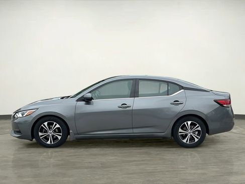 Used 2022 Nissan Sentra SV image 3