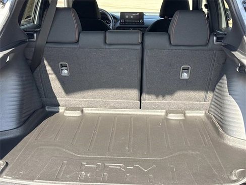 Used 2024 Honda HR-V Sport image 16