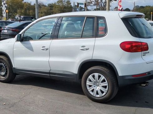 Used 2018 Volkswagen Tiguan Limited image 6