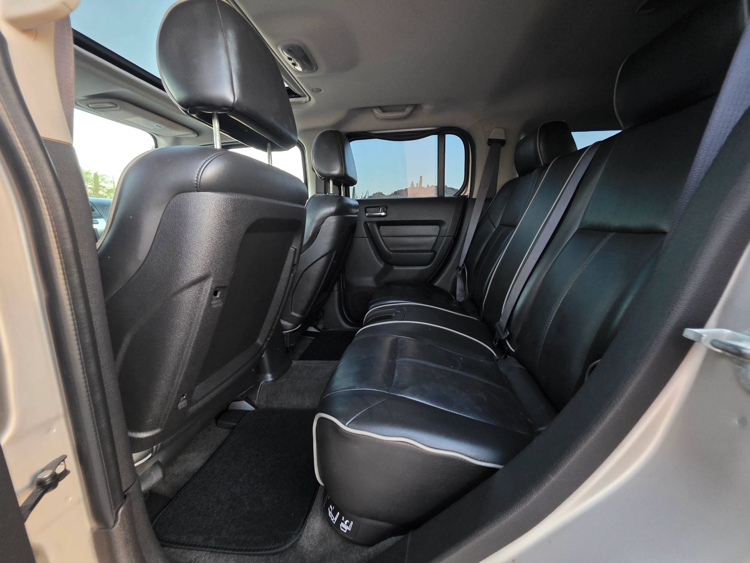 Used 2006 HUMMER H3 AWD/4WD image 13