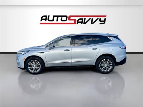 Used 2022 Buick Enclave Premium image 4