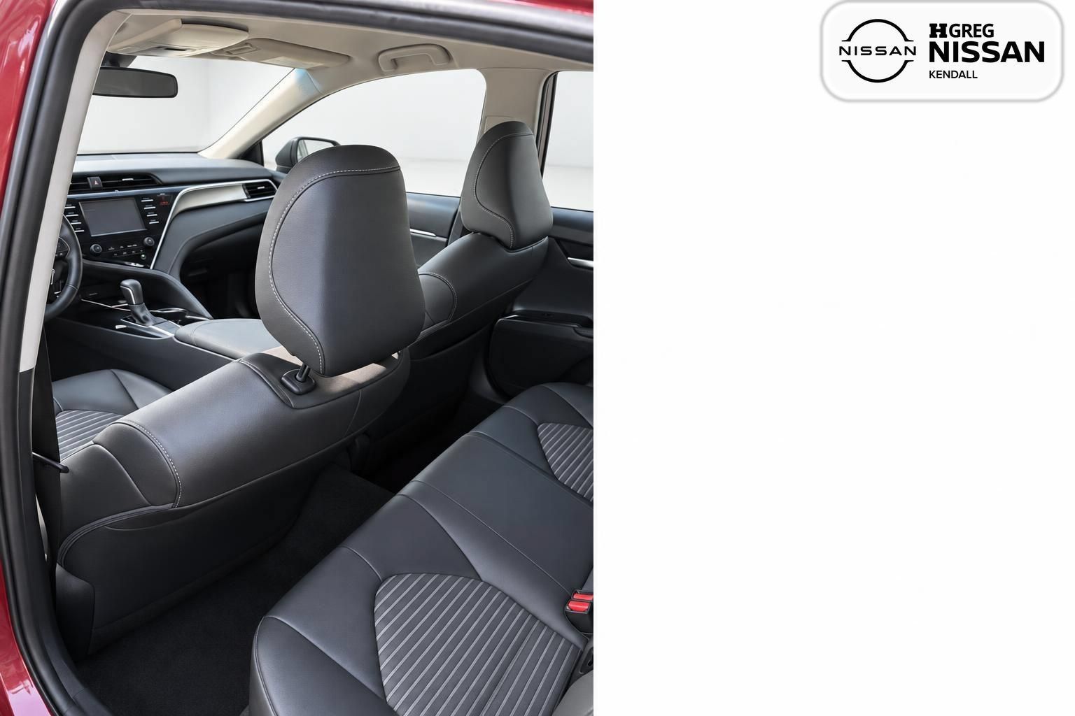 Used 2018 Toyota Camry SE FWD image 11