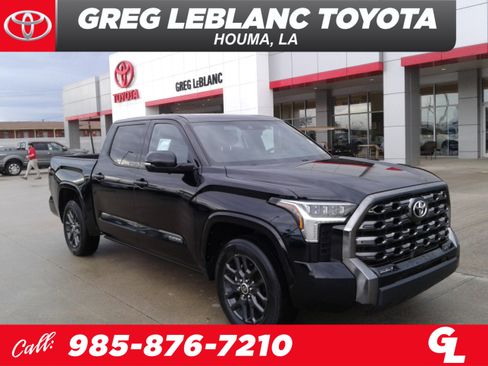 Used 2023 Toyota Tundra Platinum image 1
