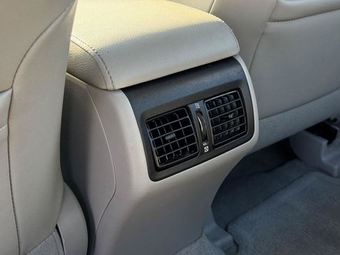 Used 2012 Toyota Camry XLE w/ Preferred Accessory Pkg FWD image 24