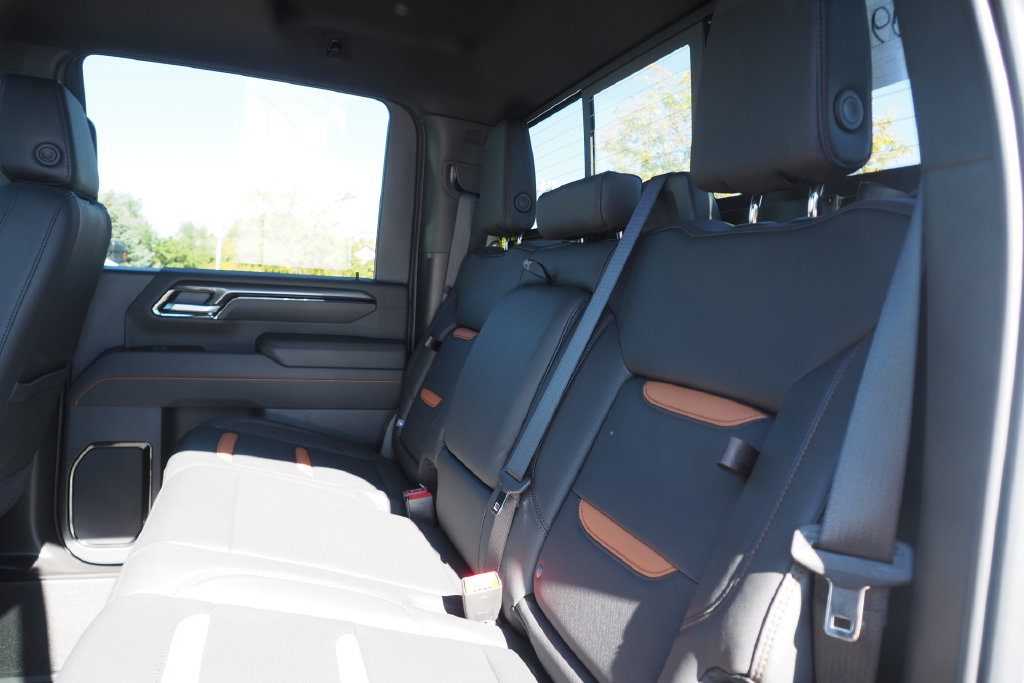 Used 2026 GMC Sierra 3500 AT4 w/ AT4 Premium Plus Package AWD/4WD image 15
