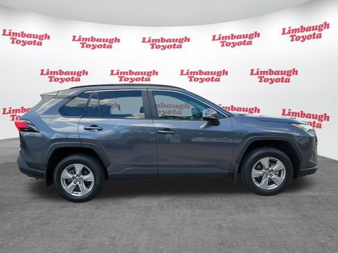 Used 2025 Toyota RAV4 XLE w/ Convenience Package FWD image 2