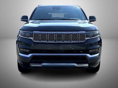 Used 2022 Jeep Grand Wagoneer Series II w/ Convenience Group III AWD/4WD image 2