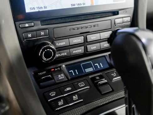 Used 2017 Porsche 911 Turbo S image 38