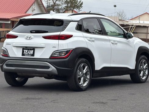 Used 2023 Hyundai Kona SEL w/ Convenience Package image 4