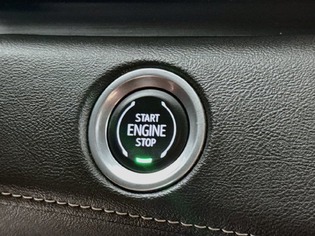 Used 2023 Cadillac Escalade Premium Luxury RWD image 20