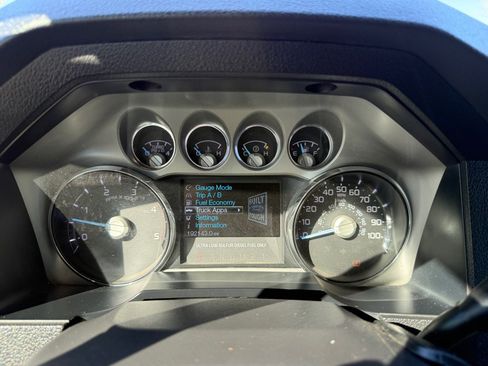 Used 2014 Ford F250 Platinum w/ FX4 Off-Road Package AWD/4WD image 30