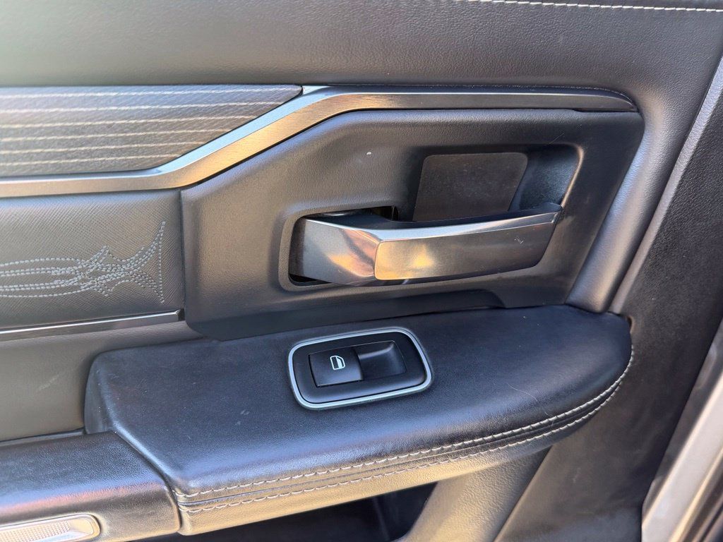 Used 2020 RAM 2500 Limited AWD/4WD image 22