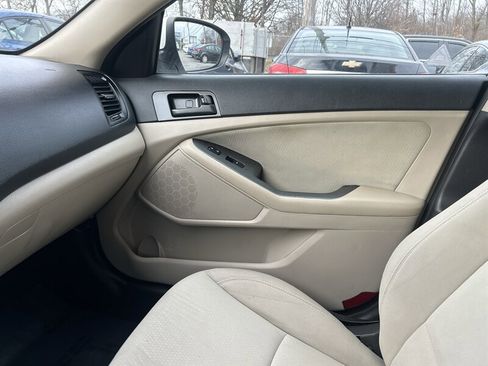 Used 2013 Kia Optima LX image 11