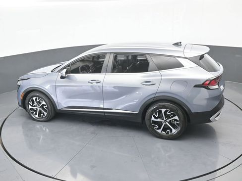 Used 2025 Kia Sportage EX image 51