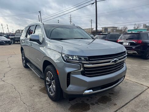 Used 2023 Chevrolet Tahoe LT w/ LT Signature Package image 7