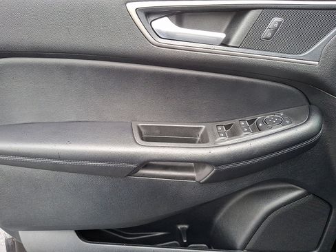 Certified 2022 Ford Edge SEL w/ Convenience Package image 13