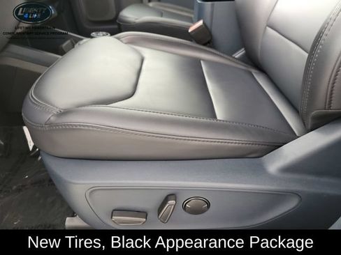 Used 2024 Ford Maverick Lariat w/ Black Appearance Package FWD image 14