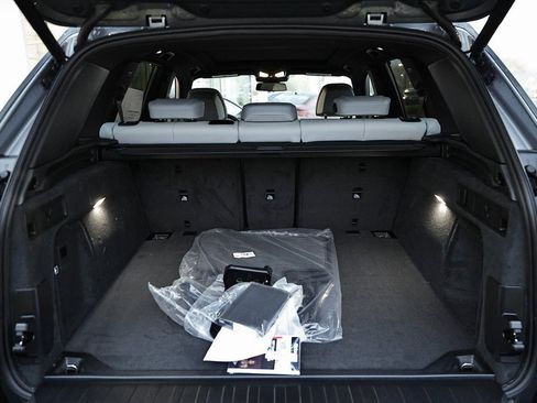 New 2026 BMW X5 xDrive40i w/ Climate Comfort Package image 30