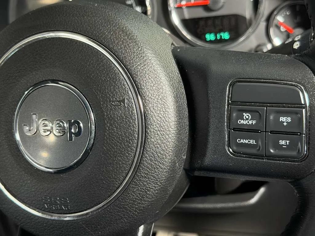 Used 2013 Jeep Wrangler Unlimited Sport AWD/4WD image 31