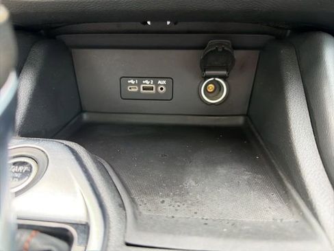 Used 2021 Nissan Sentra SR w/ SR Premium Package image 27