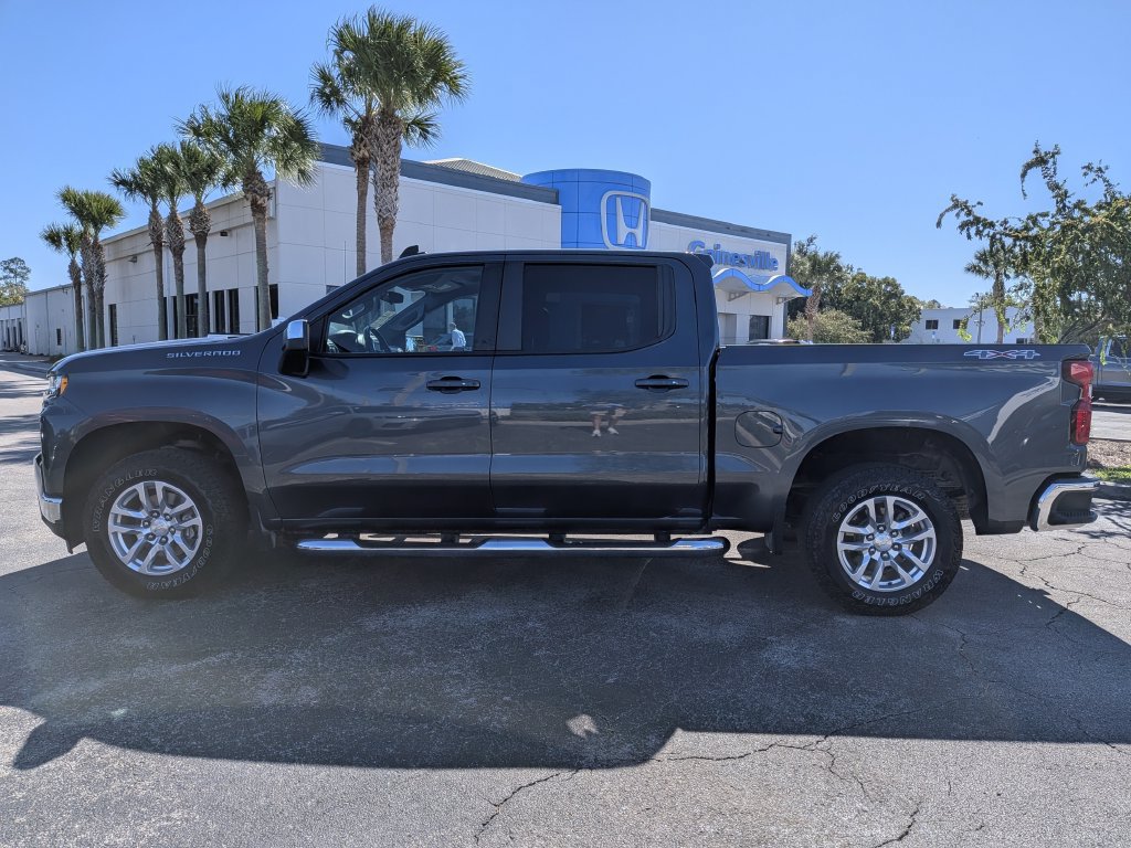 Used 2019 Chevrolet Silverado 1500 LT w/ All-Star Edition AWD/4WD image 6
