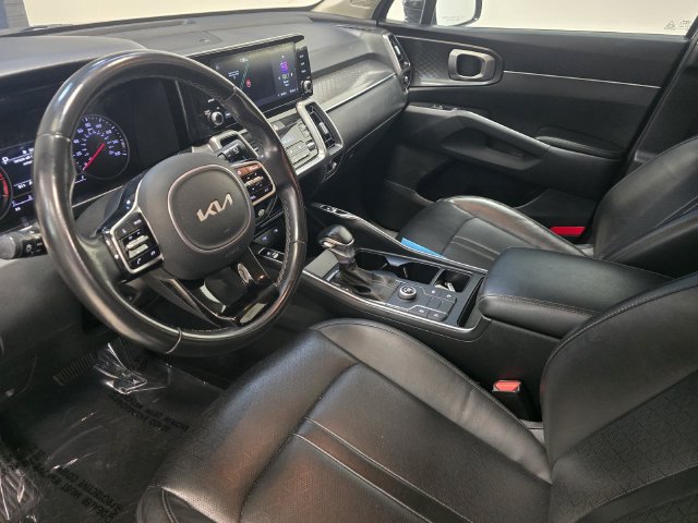 Used 2022 Kia Sorento S FWD image 20