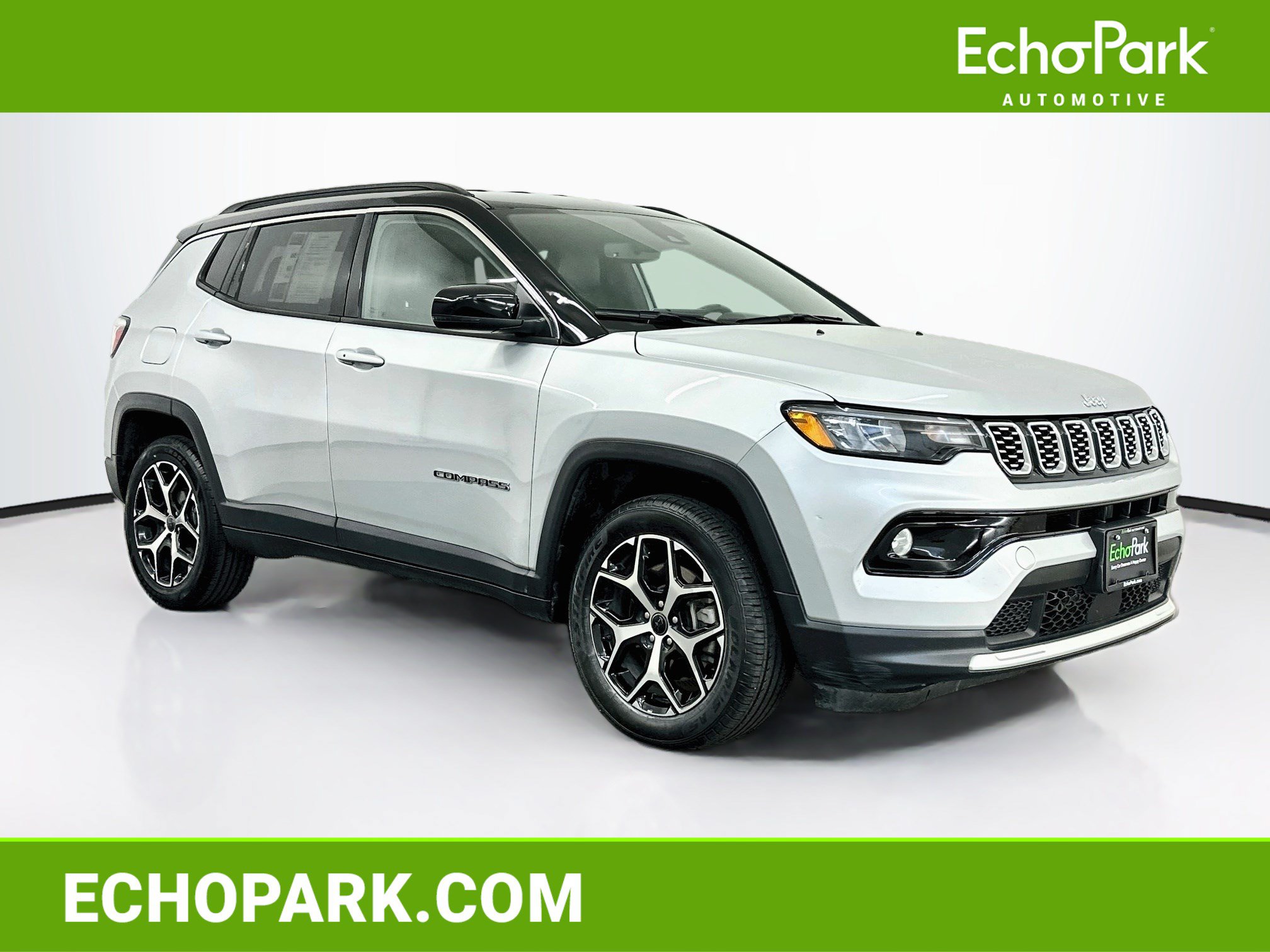 Used 2025 Jeep Compass Limited AWD/4WD image 1