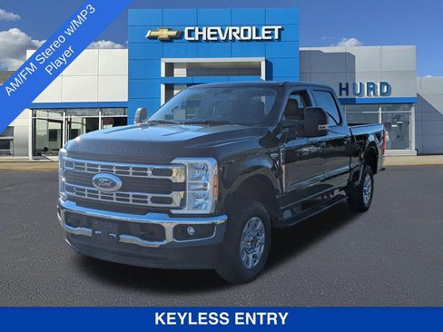 Used 2024 Ford F250 XLT w/ Snow Plow Prep Package image 8