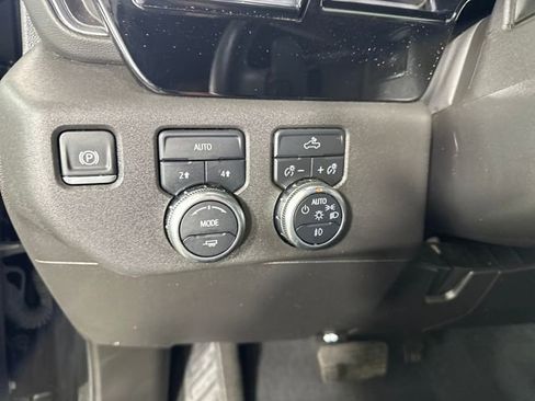 Used 2024 GMC Sierra 1500 Elevation w/ Preferred Package image 19