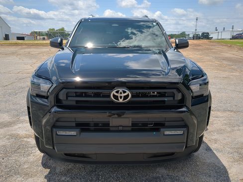 Used 2026 Toyota 4Runner SR5 RWD image 7