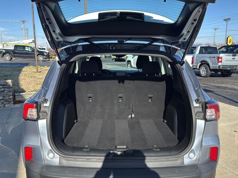 Used 2022 Ford Escape S image 8