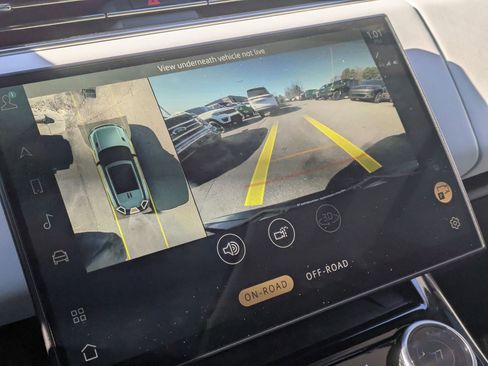 Used 2023 Land Rover Range Rover Sport SE Dynamic image 14